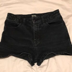 BDG High Rise Erin 5 Pocket Shortie 25